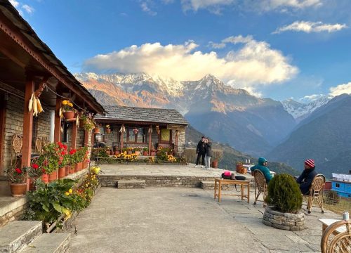 GHANDRUK DROVE BY JEEP
