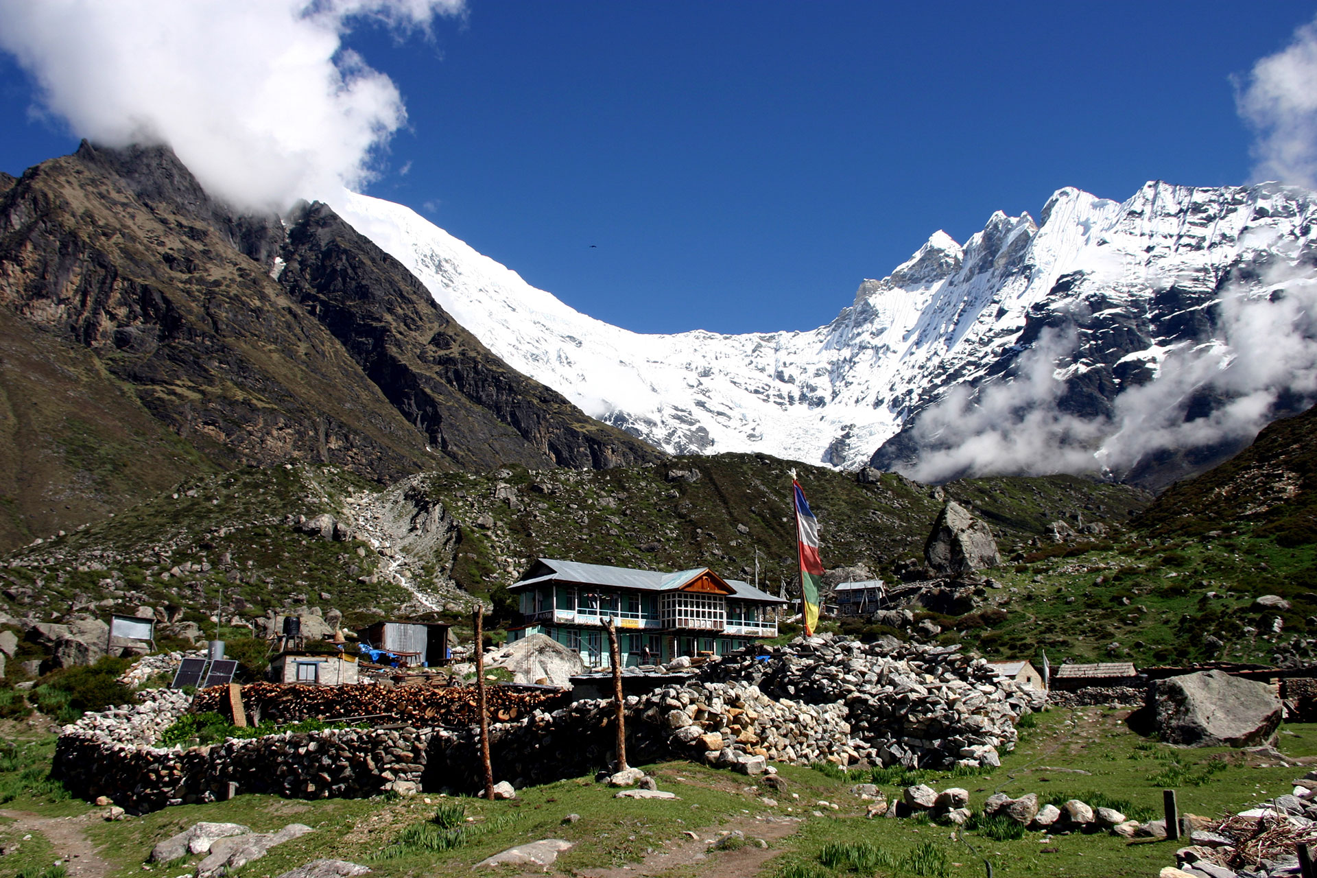 Langtang Valley Trek with Gosaikunda